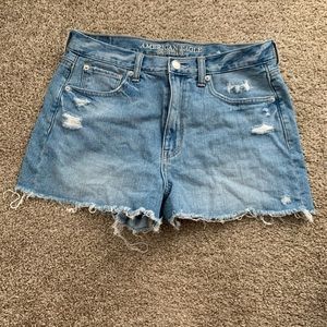 American Eagle shorts light wash